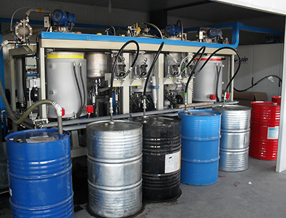 Six-component foaming system